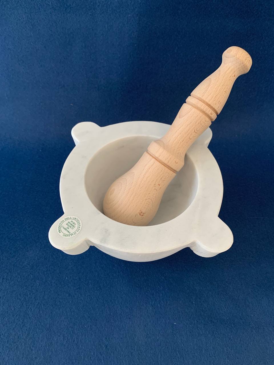 Mortar diameter 16 cm in White Carrara Marble with Beech Wood Pestle