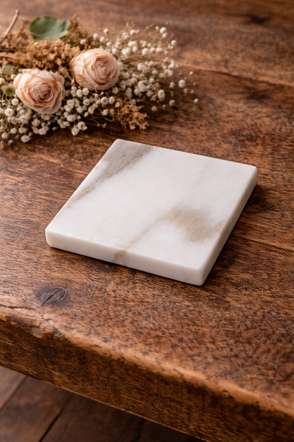 Sottobicchieri in marmo Calacatta - Pietra naturale lavorata a mano - Sottotazza minimal - Idea regalo - Marmo sottile quadrato