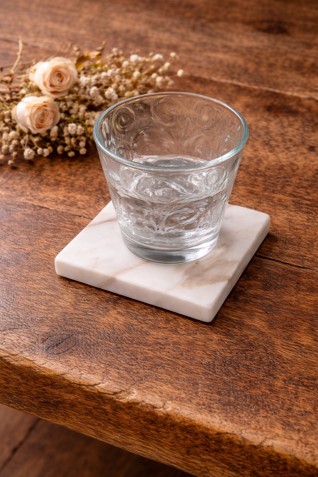 Sottobicchieri in marmo Calacatta - Pietra naturale lavorata a mano - Sottotazza minimal - Idea regalo - Marmo sottile quadrato